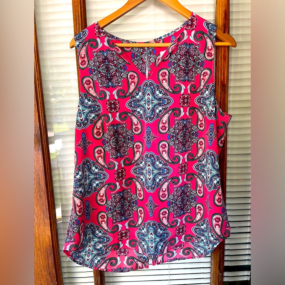 Versus women’s sleeveless top